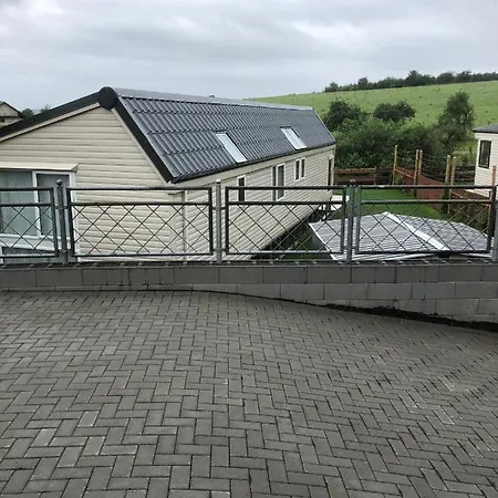 Chilllout Daun-kradenbach بيت للعطل